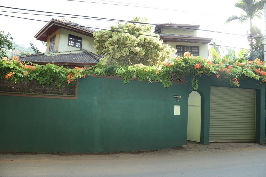 Glory Homestay Kandy Exterior photo