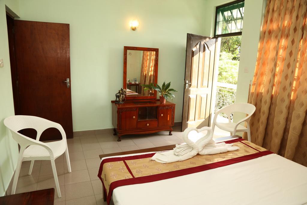 Glory Homestay Kandy Room photo