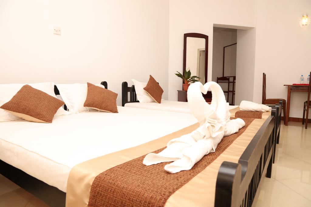 Glory Homestay Kandy Room photo