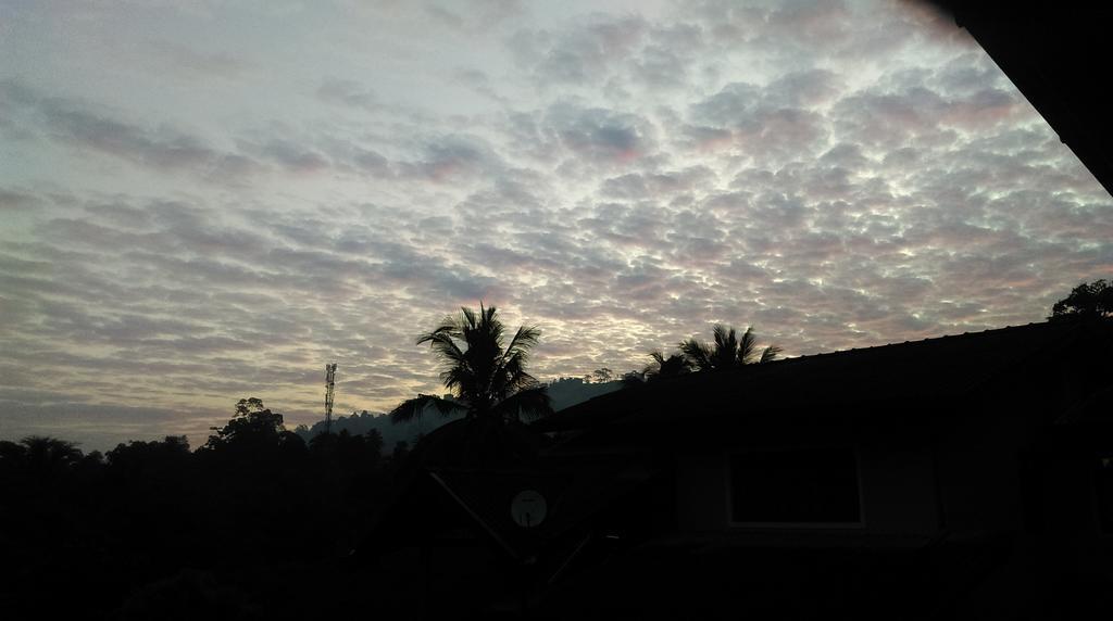 Glory Homestay Kandy Exterior photo