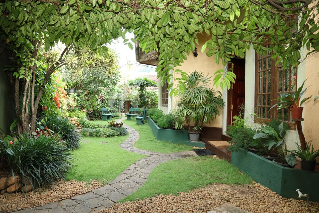Glory Homestay Kandy Exterior photo